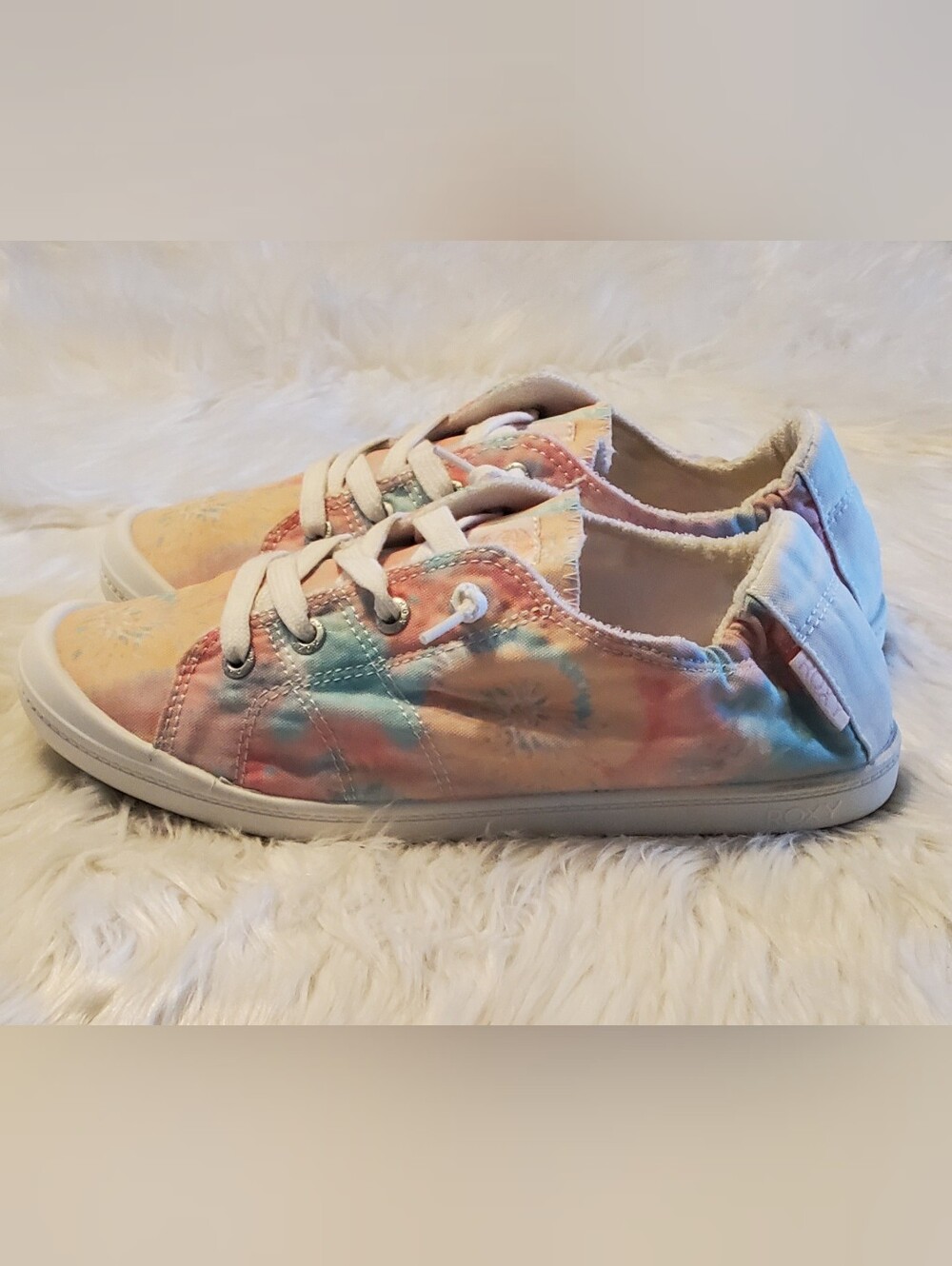 Roxy Bayshore III Pastel Tie-Dye Canvas Sneakers Memory Foam Lace-Up Size 10